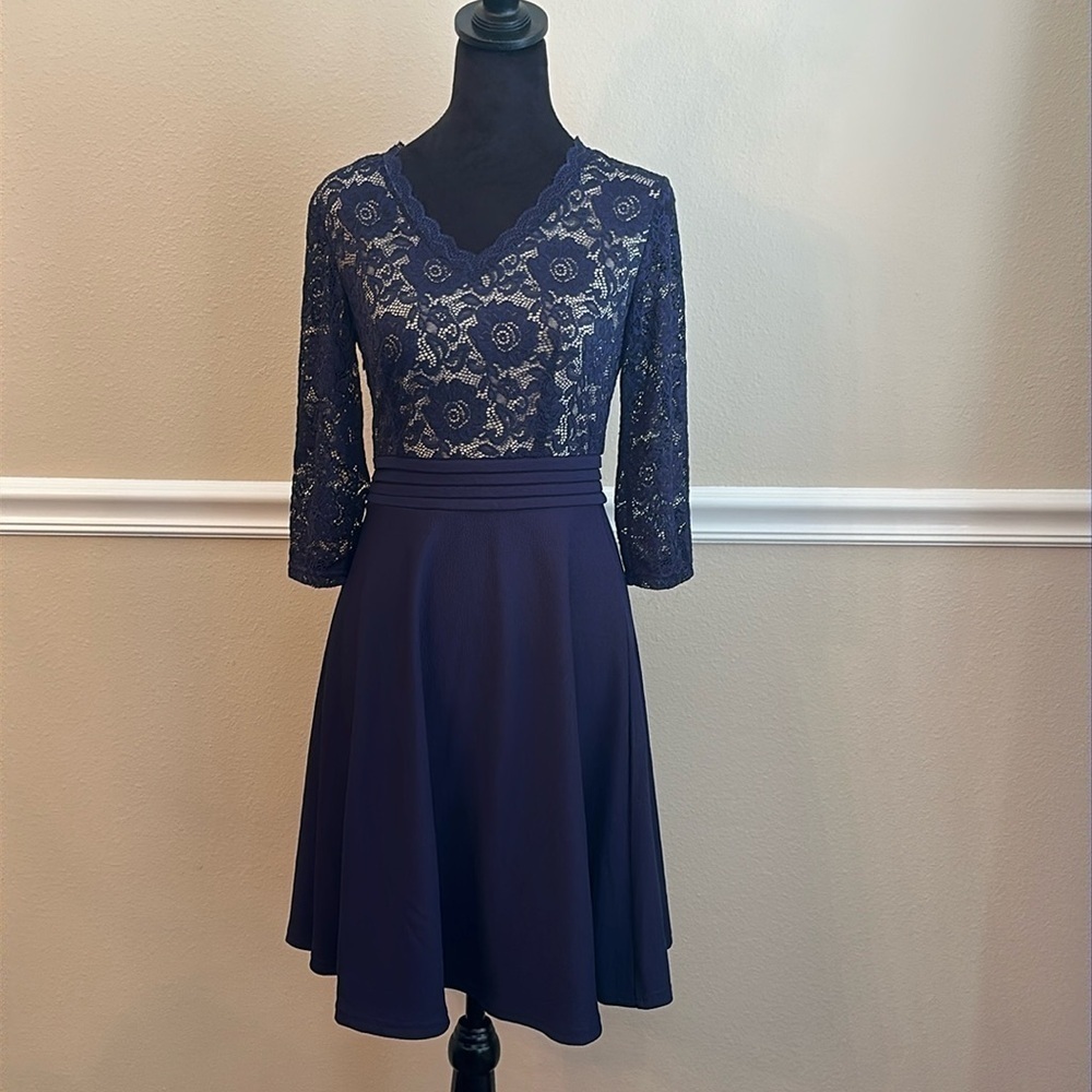 Elegant Blue beige lace Women’s Sheath Dress V-Neck and 3/4 Sleeves S NWT